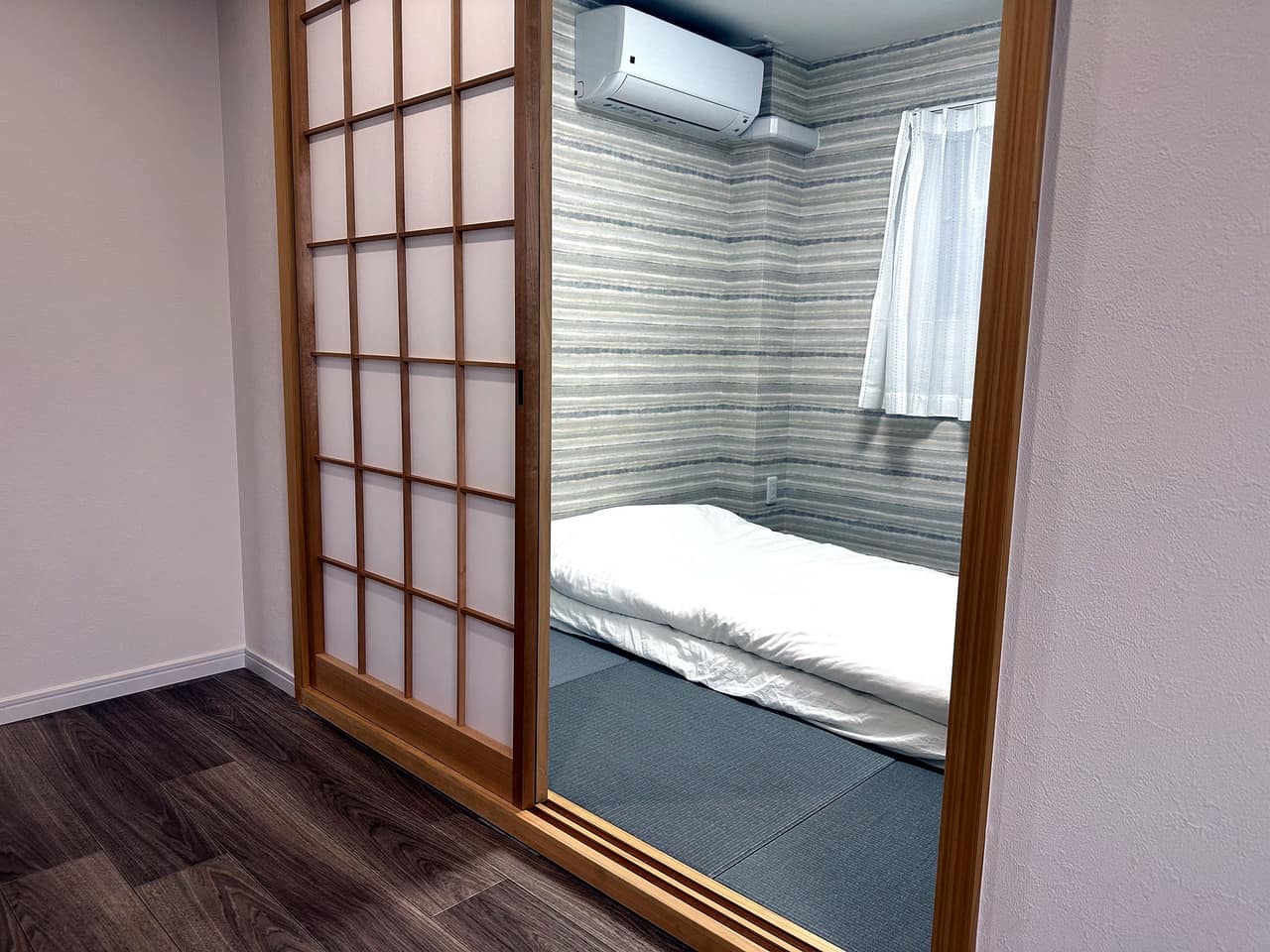 Tatami room & Japanese futons