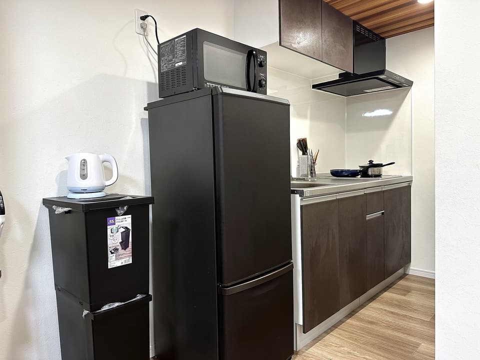 Kitchen & dining